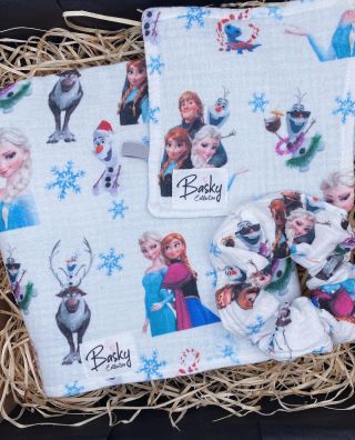 Frozen darčekový set poteší každú maniačku Elsu.❄️🏰 Turban na sušenie vláskov si viete zakúpiť aj...